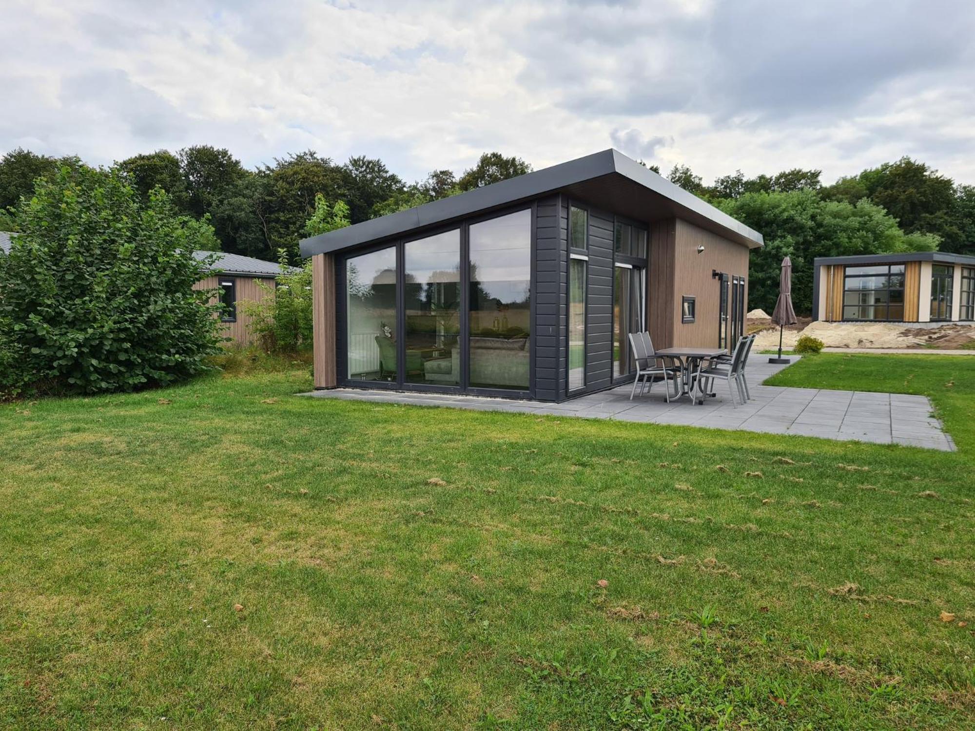 Recreatiepark De Tien Heugten Schoonloo Exterior photo